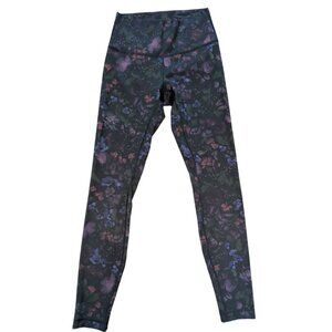 lululemon Wunder Under Luxtreme Size 6 Dark Floral  Pattern